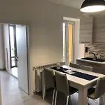Lägenhet Il Nido Della Fenice Brunate