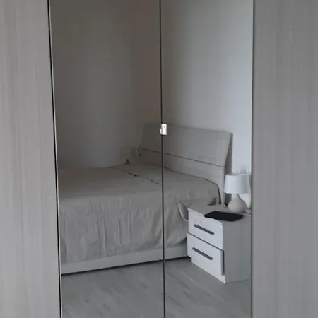 Il Nido Della Fenice Lägenhet Brunate